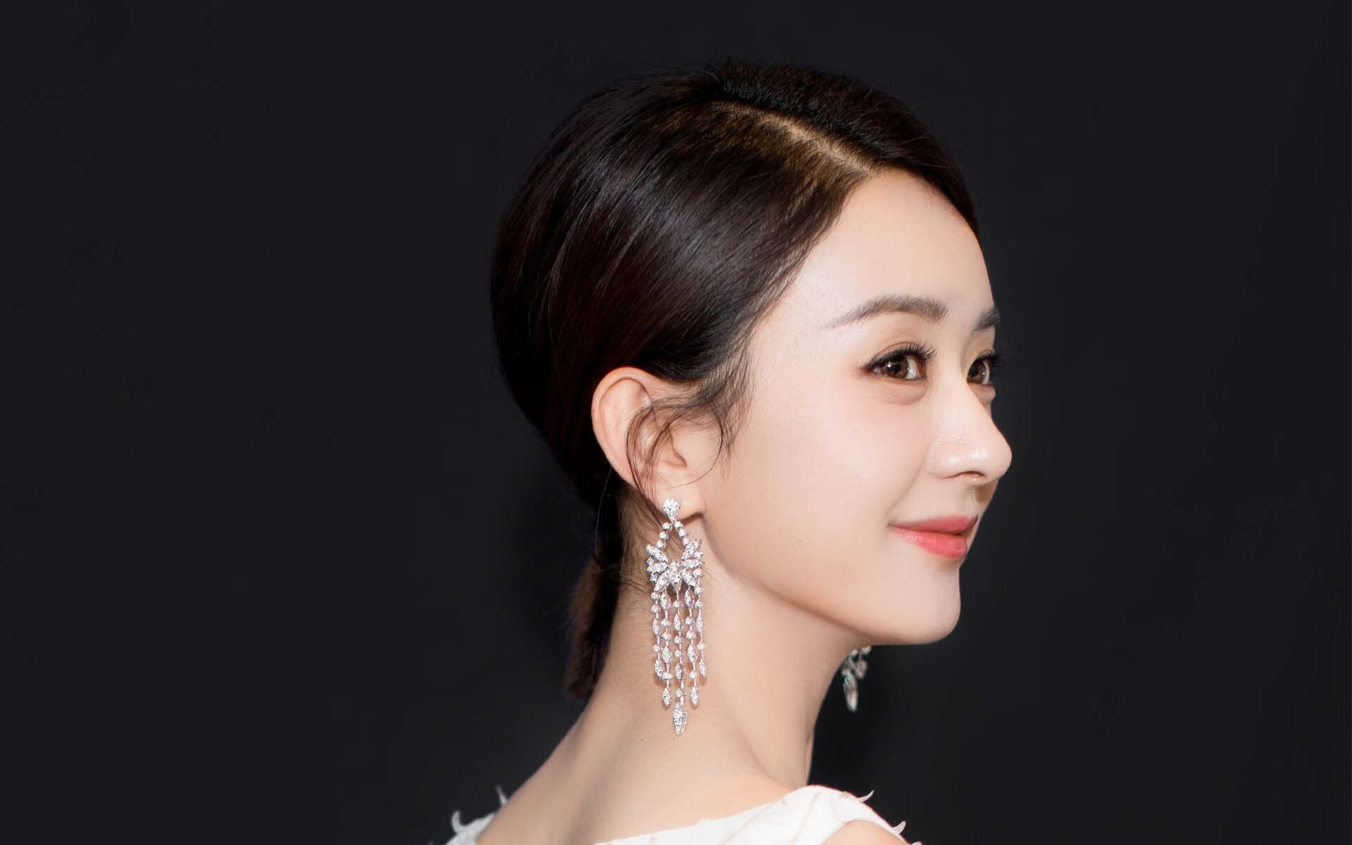 水球终场关键球中立代表队A打入制胜一击,水球比赛中球最多在手中停留多少秒