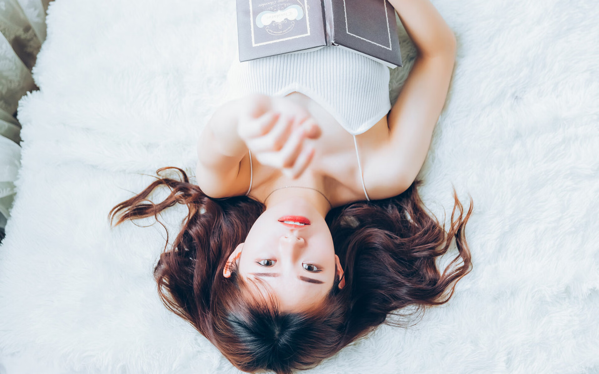 西蒙决赛冲线前完成反超，西蒙在哪个球队