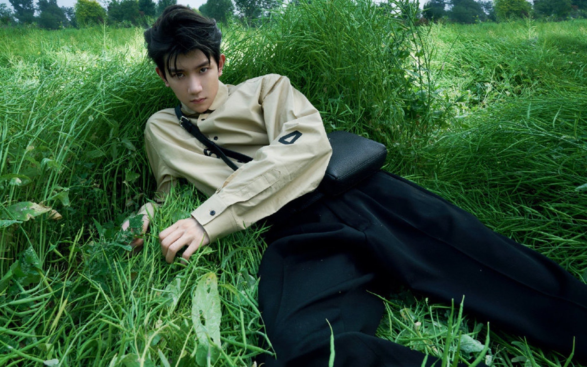 克洛普带领利物浦追求英超冠军，战术不断调整